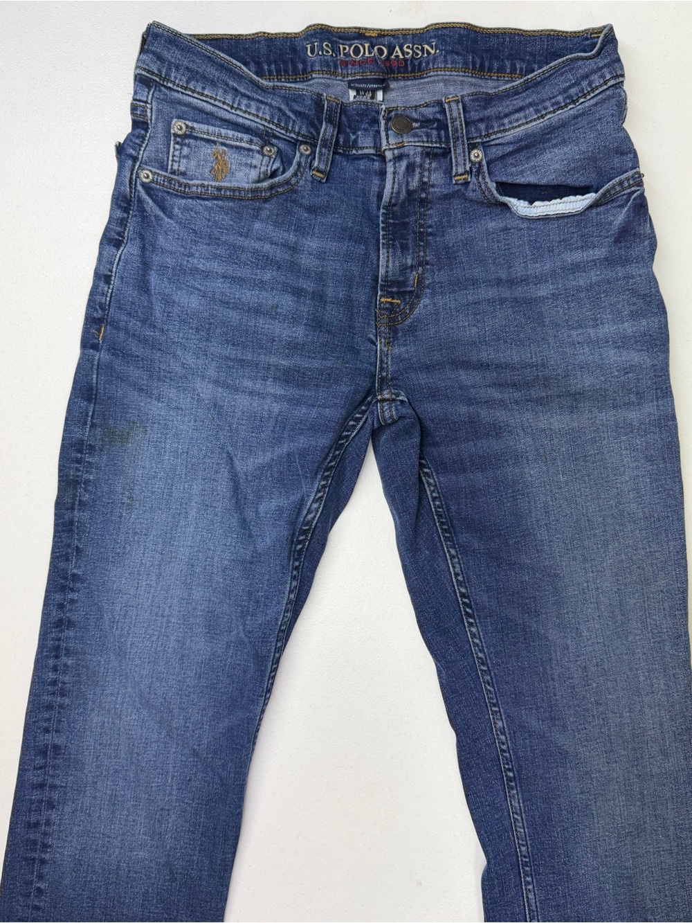 U.S. Polo Assn Men’s Stretch Jeans W31 L30 Medium Wash Straight Leg